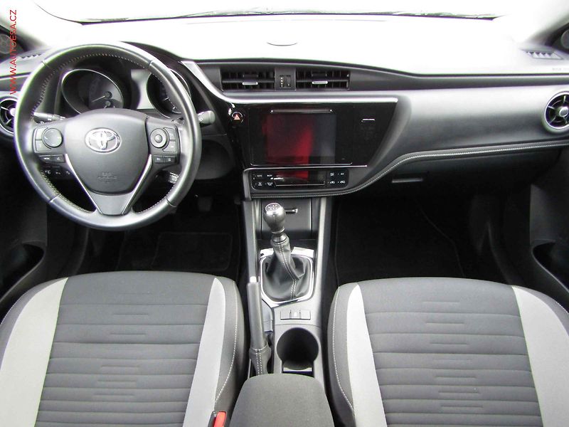 Toyota Auris (2019) 1.6VVT-i, ČR, Navi, autoAC - fotka 8 z 21