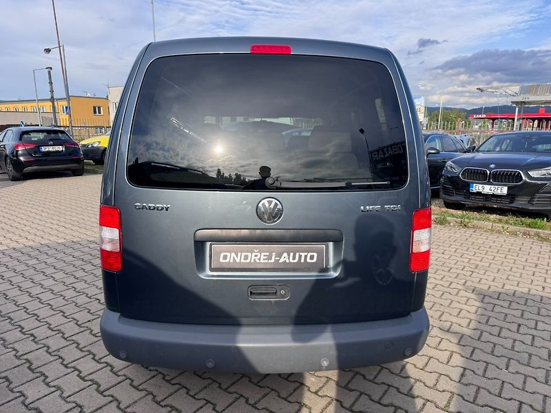 Volkswagen Caddy (2009) 1,9 TDI 77 KW 2X ŠOUPAČKY STK - fotka 4 z 45