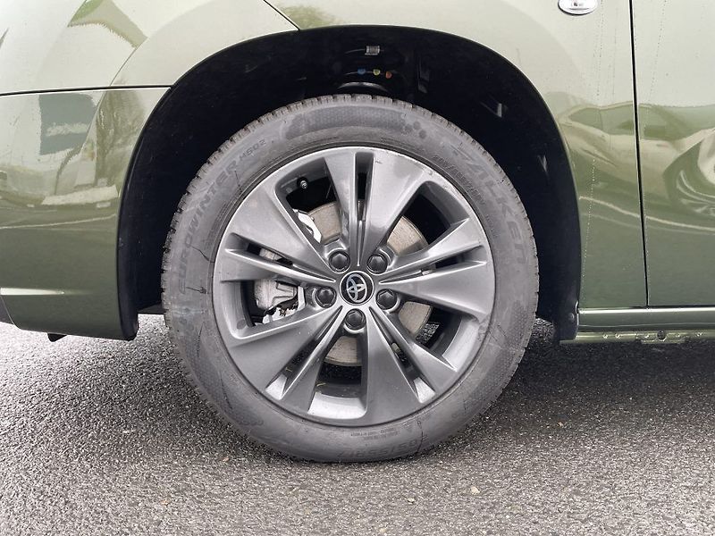 Toyota ProAce City Verso 1.5 6MT Family ODBĚR 11/2026 - fotka 11 z 30