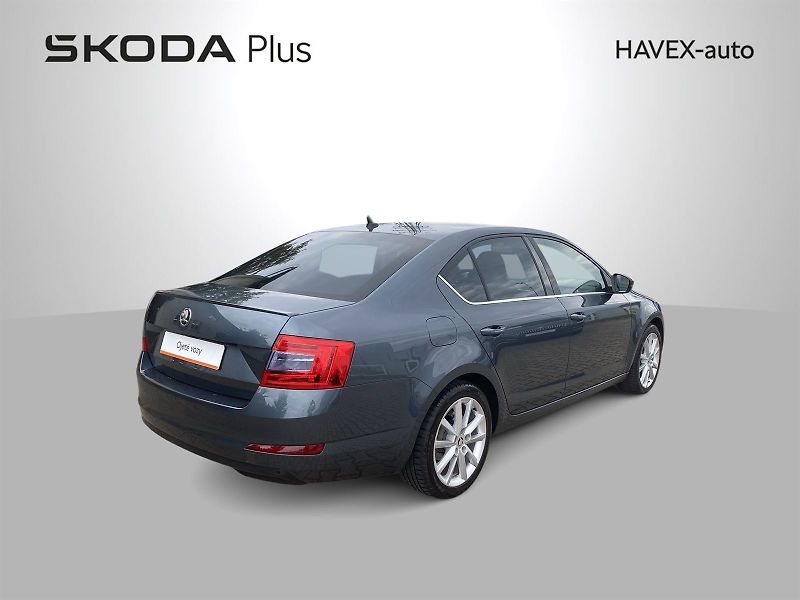 Škoda Octavia (2015) 2.0 TDI Elegance - fotka 2 z 30