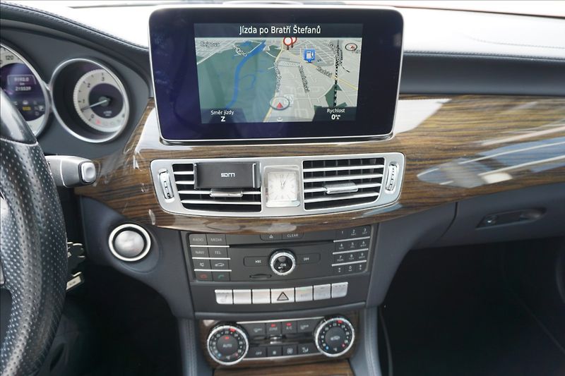 Mercedes-Benz CLS 3,0 - fotka 12 z 17
