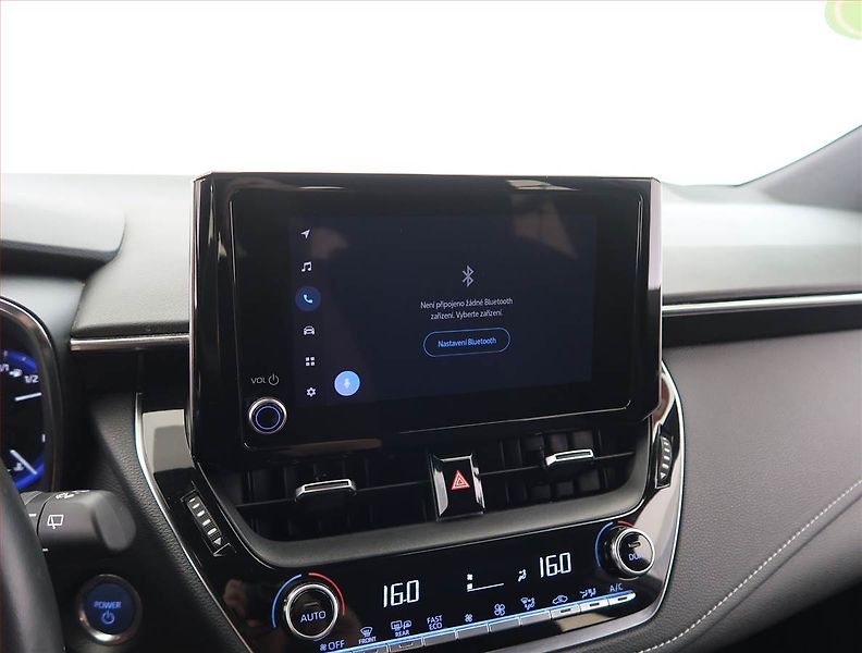 Toyota Corolla (2022) 1.8 Hybrid, full bybrid - fotka 19 z 25