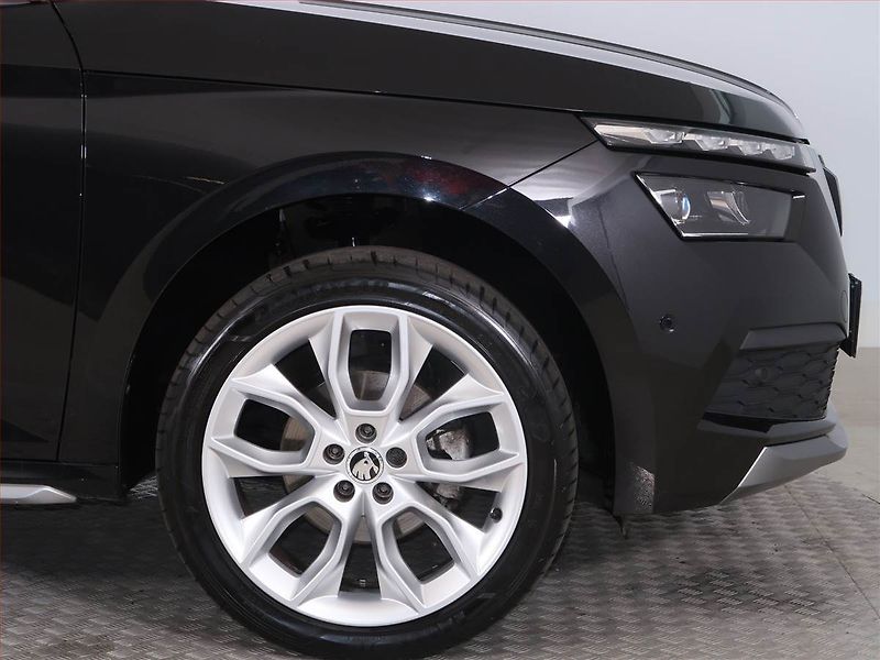 Škoda Kamiq (2019) Style 1.6 TDI - fotka 15 z 27