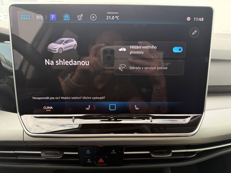 Volkswagen Golf (2026) People 6G 1,5TSI - fotka 12 z 24