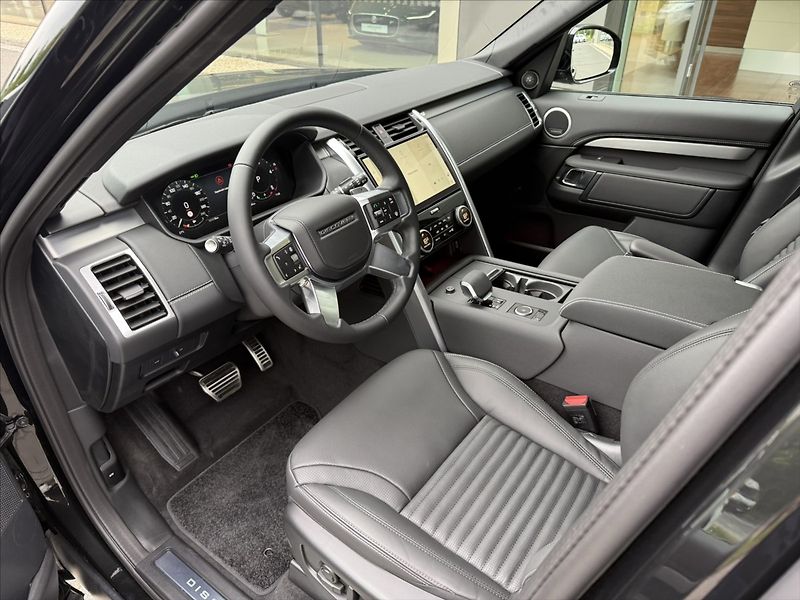 Land Rover Discovery (2026) 3,0 DYNAMIC HSE D350 - fotka 9 z 34