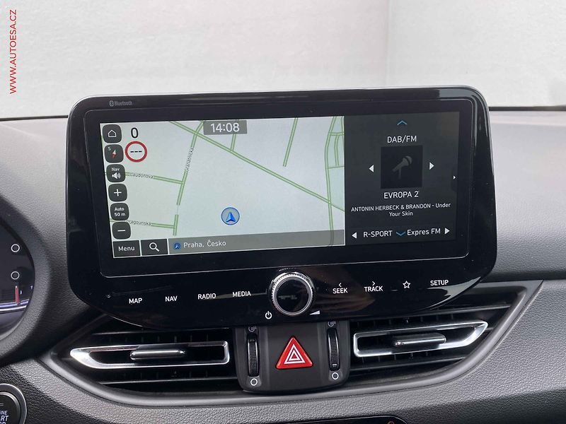 Hyundai i30 (2022) 1.5 T-GDi, ČR, Smart, AT - fotka 17 z 18