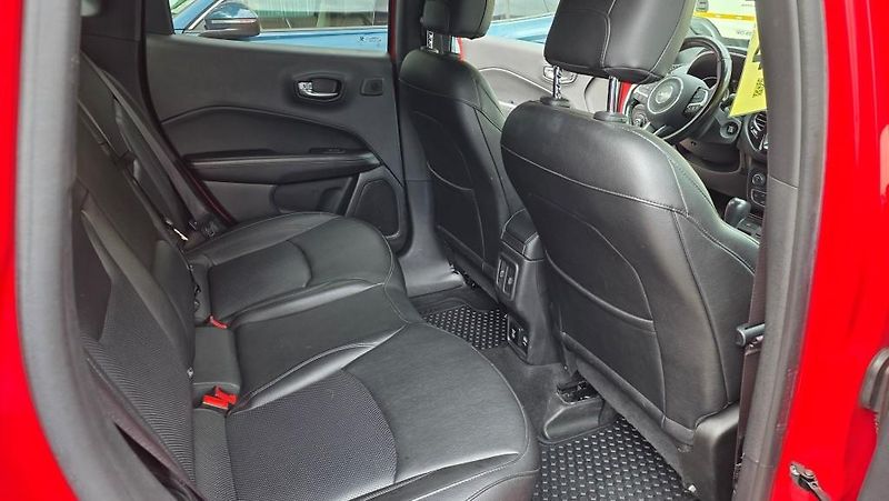 Jeep Compass (2021) 1.3i Turbo 110 kW Limited S AT - fotka 17 z 40