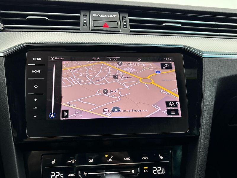 Volkswagen Passat R-LINE DSG - fotka 26 z 29