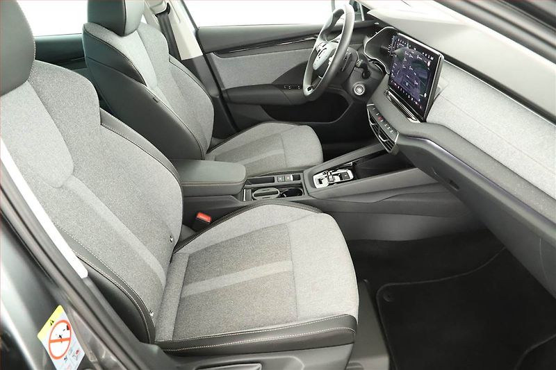 Škoda Octavia (2024) Top Selection 1.5 eTSI mHEV - fotka 7 z 16
