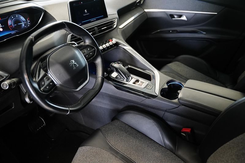 Peugeot 5008 - fotka 5 z 6