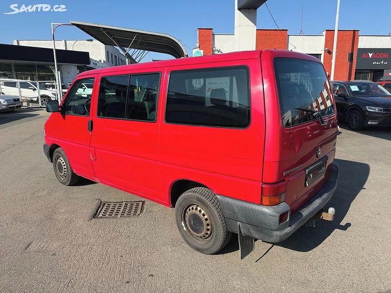 Volkswagen Transporter 2.5 TDi 75kw koupeno v CZ - fotka 8 z 15