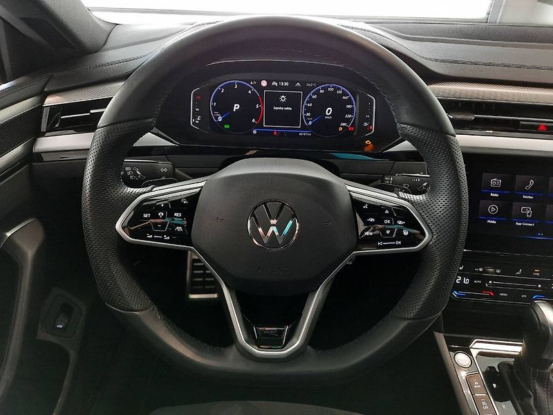 Volkswagen Arteon (2021) R-Line 2.0 TDI 4Motion (147kW/ - fotka 10 z 29