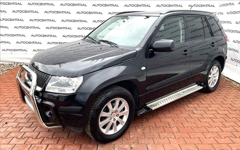 Suzuki Grand Vitara 2,0 i,103kW,4x4 - fotka 3 z 24