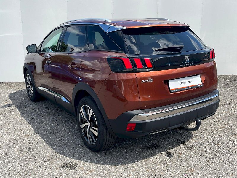 Peugeot 3008 (2017) ALLURE 1.6 THP 121kW - fotka 26 z 26