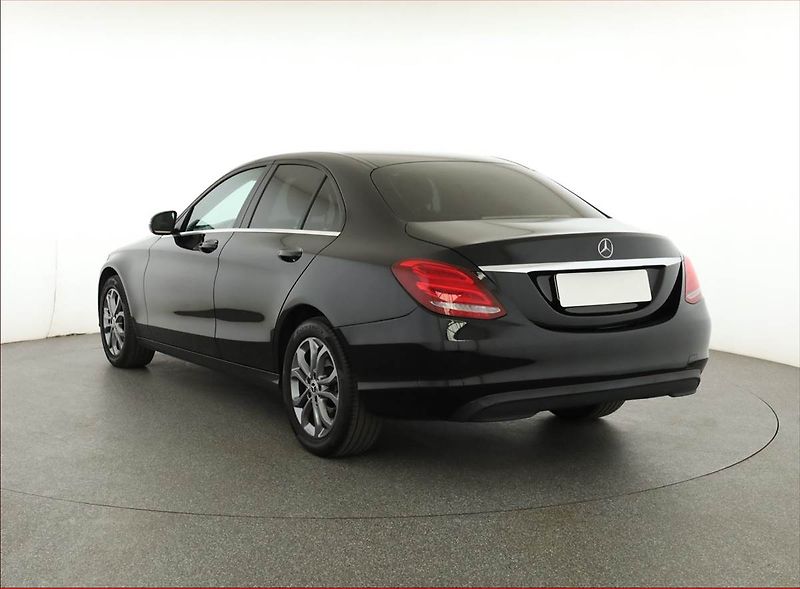 Mercedes-Benz Třídy C (2016) C 220 d, Automat, Serv.kniha - fotka 4 z 18