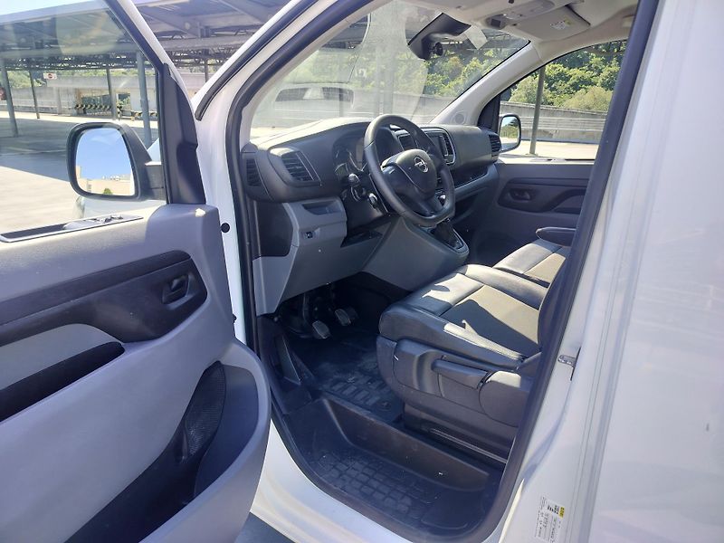 Opel Vivaro 2.0 CDTi, L2, klima - fotka 9 z 25