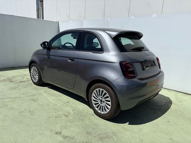 Fiat 500e ED 70kW DPH - fotka 4 z 18