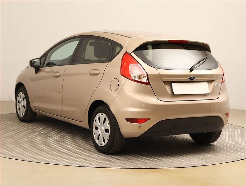 Ford Fiesta (2016) 1.5 TDCi, v dobrém stavu - fotka 4 z 16