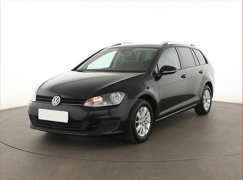Volkswagen Golf (2015) 1.6 TDI, Tempomat - fotka 2 z 12