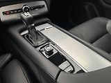 Volvo XC90 D5 AWD MOMENTUM CZ - náhled 23