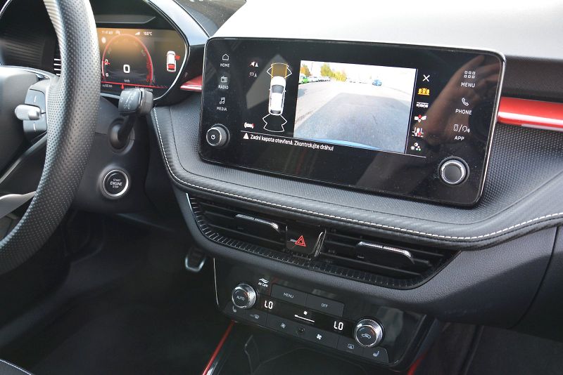Škoda Fabia (2025) 1.0 TSI 85 KW Monte Carlo - fotka 23 z 28