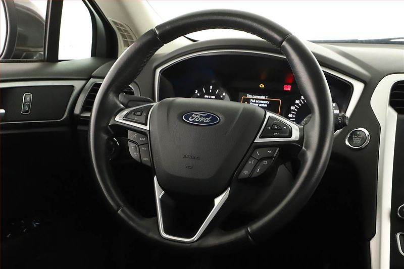 Ford Mondeo (2015) 2.0 TDCI, Serv.kniha, Navi - fotka 8 z 14
