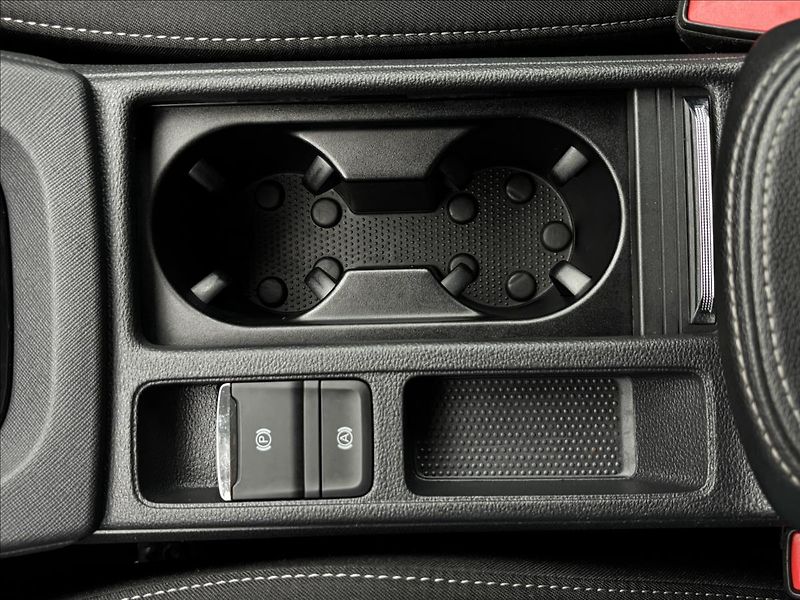 Škoda Octavia 2,0 TDI 110kW Style DSG - fotka 37 z 38