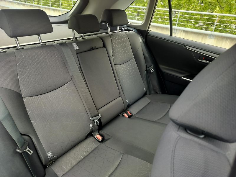 Toyota RAV4 2.5 Hybrid BUSINESS, navigace - fotka 20 z 24