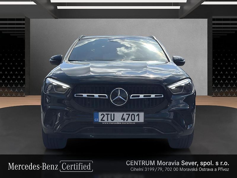 Mercedes-Benz GLA 200 d 4MATIC - fotka 8 z 16