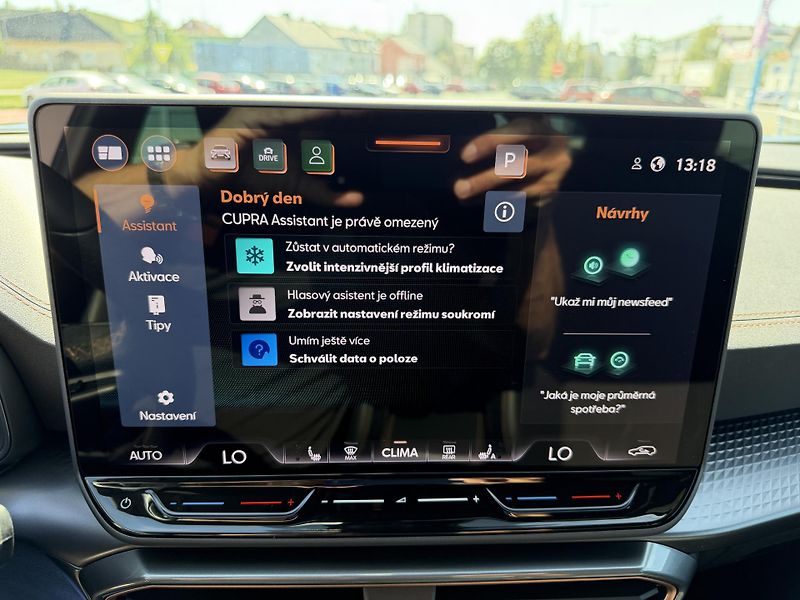 Cupra Formentor 1,5 eTSi/110kW - DSG - fotka 27 z 92