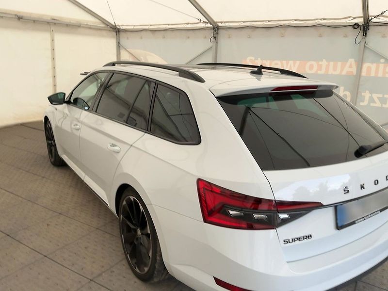 Škoda Superb (2021) Sportline 2.0 TSI 4x4 DSG - fotka 4 z 12