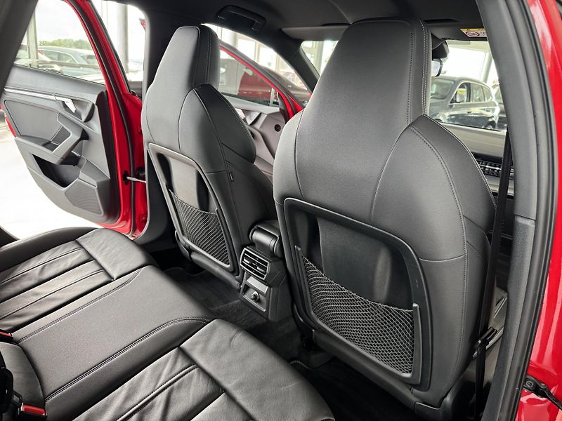 Audi S3 2,0TFSI Quattro*228kW*Head-Up - fotka 18 z 36