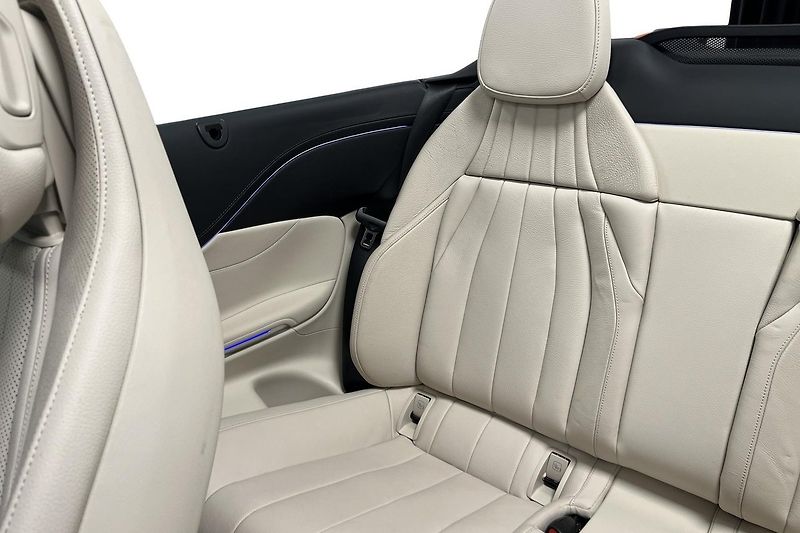 Mercedes-Benz CLE 300 4M AMG Cabrio Burm Venti - fotka 16 z 20