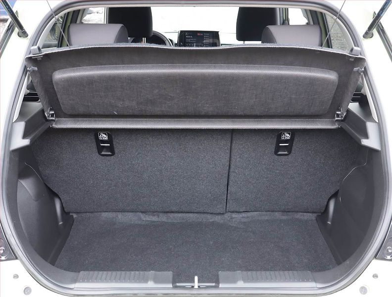 Suzuki Swift (2025) 1.2, Serv.kniha, Navi - fotka 14 z 19
