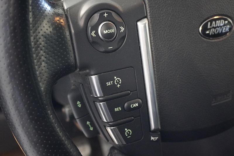Land Rover Range Rover Sport 3,0D HSE AUTOMAT - fotka 17 z 36