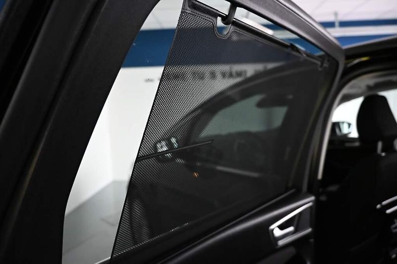 Ford S-MAX (2019) 2.0 TITANIUM LED Kamera ECOBLU - fotka 21 z 35