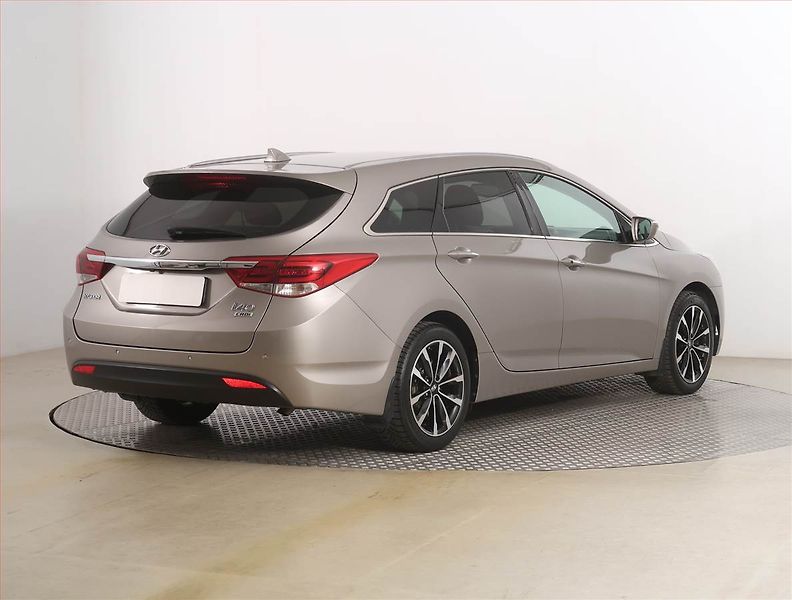 Hyundai i40 (2017) 1.7 CRDi, Serv.kniha, Navi - fotka 5 z 20