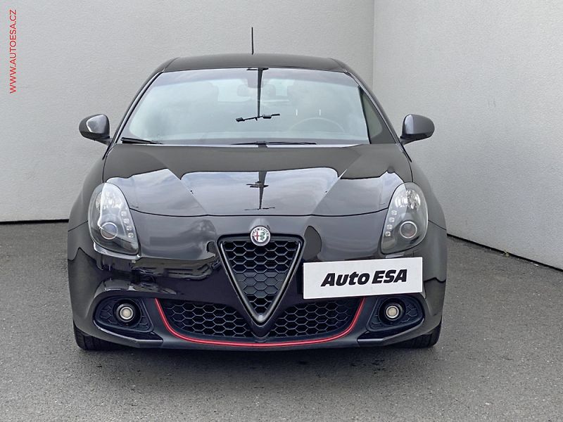 Alfa Romeo Giulietta (2016) 1.4 T - fotka 2 z 3