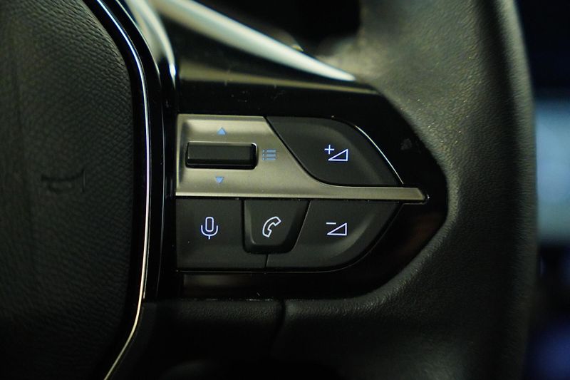 Peugeot 308 - fotka 16 z 24