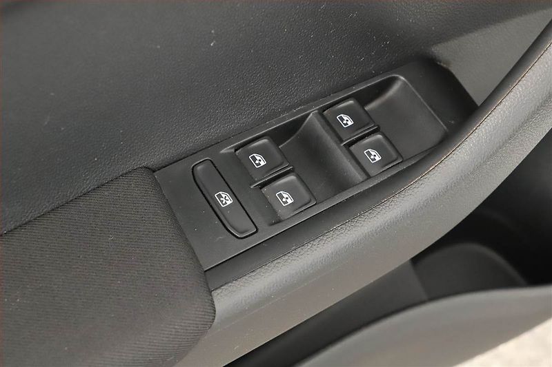 Škoda Fabia (2019) 1.0 TSI, Serv.kniha, Navi - fotka 9 z 17