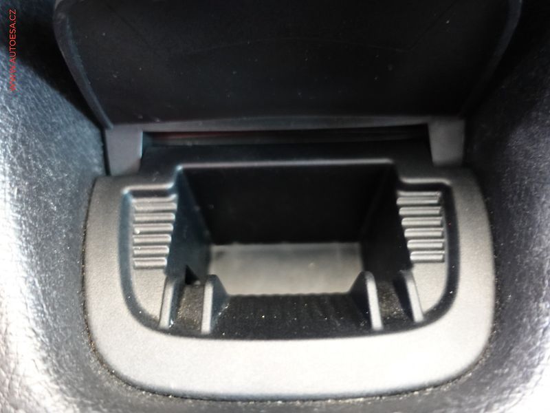 Peugeot 206 (2003) 2.0HDi, Klima - fotka 18 z 21