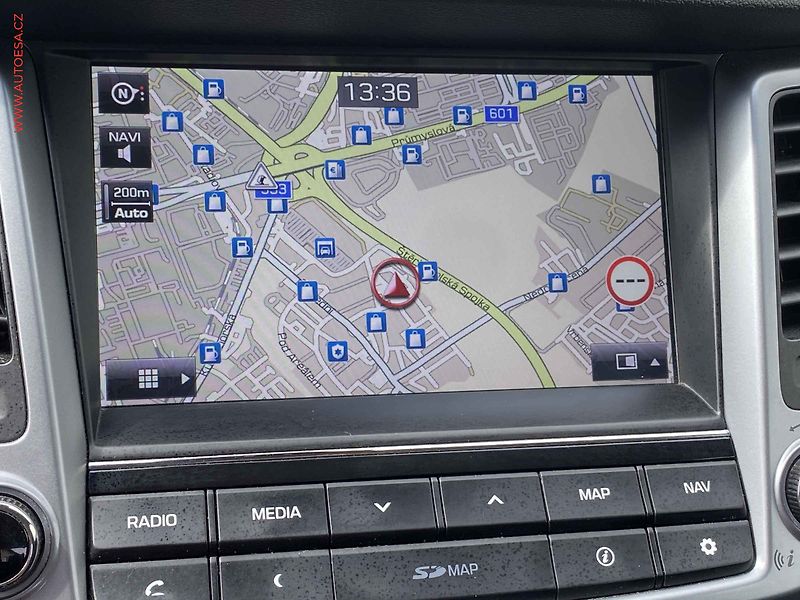 Hyundai Tucson (2016) 1.7CRDi, ČR, AC, navi, park - fotka 18 z 20