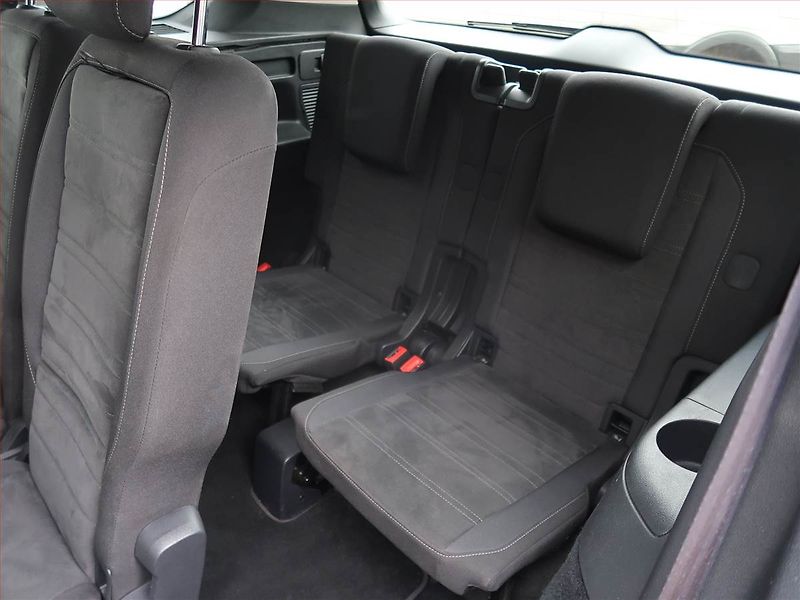 Volkswagen Touran (2018) Highline 2.0 TDI - fotka 19 z 25