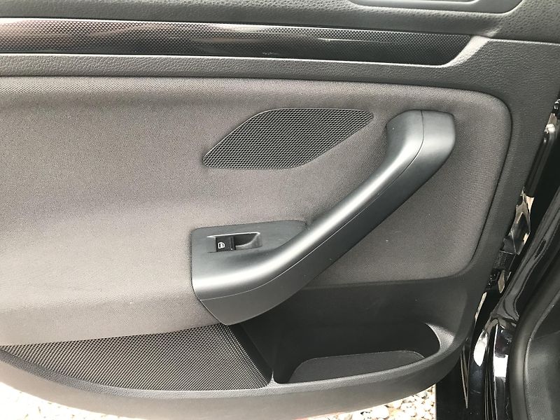 Volkswagen Golf Variant 1.6 TDI 77 KW,KLIMA,MAN,STAV - fotka 11 z 19