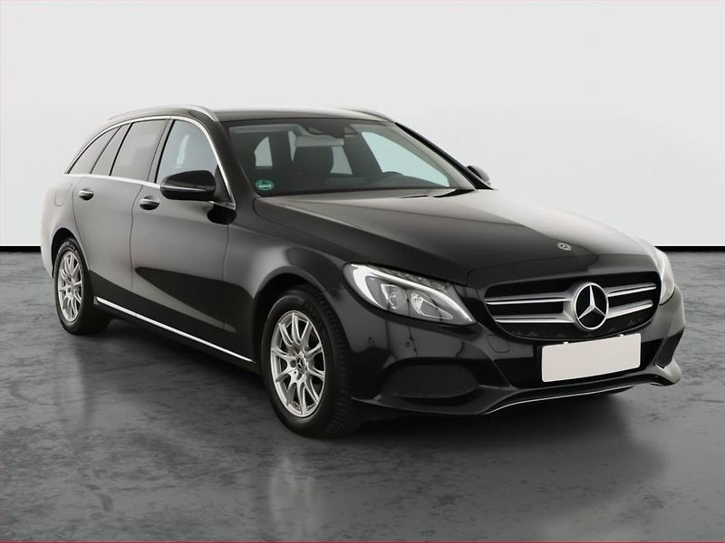 Mercedes-Benz Třídy C (2018) C 220 d, Automat, Serv.kniha - fotografie inzerátu