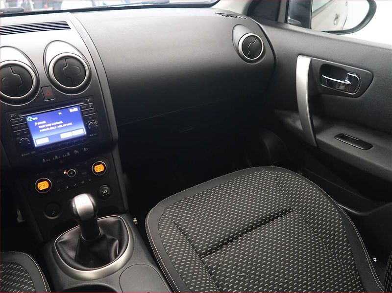 Nissan Qashqai (2009) 1.6, Serv.kniha, Navi - fotka 8 z 17