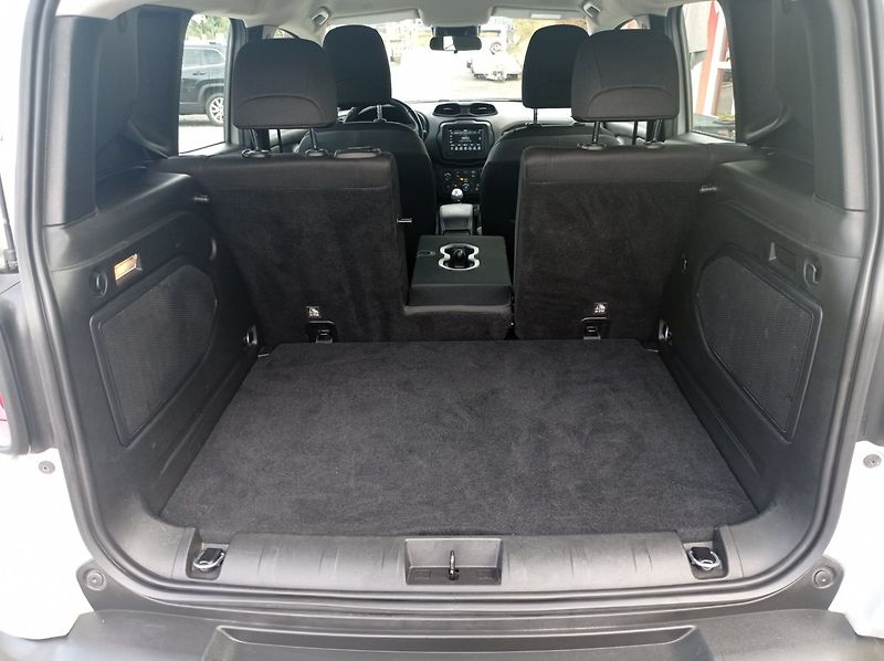 Jeep Renegade 2.0 JTD-MJET 4x4/1Maj/DigKlima - fotka 19 z 44