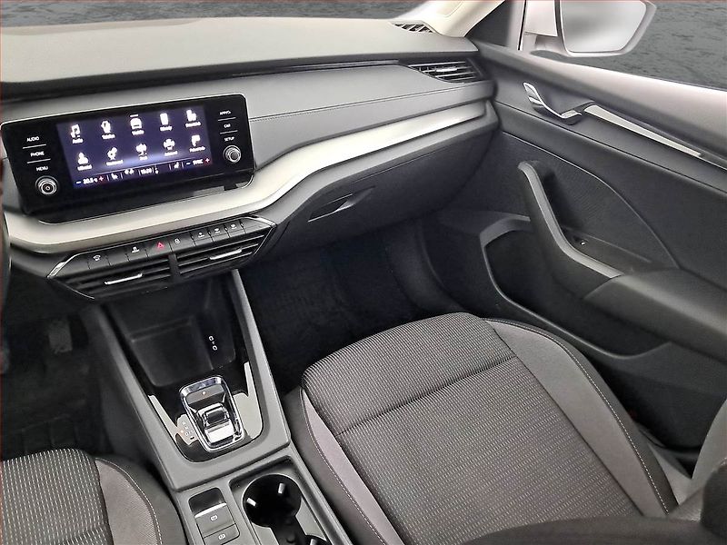 Škoda Octavia (2023) Ambition 1.5 TSI e-tec - fotka 8 z 20