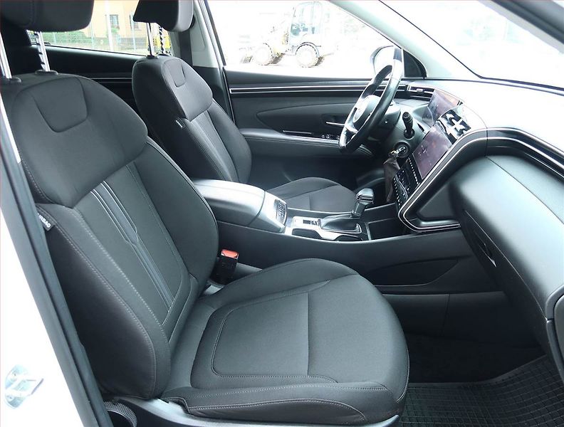 Hyundai Tucson (2021) 1.6 CRDi 48V MHEV, Automat - fotka 9 z 23