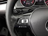 Volkswagen Passat (2017) 2.0 TDI, Automat, Tempomat - náhled 17